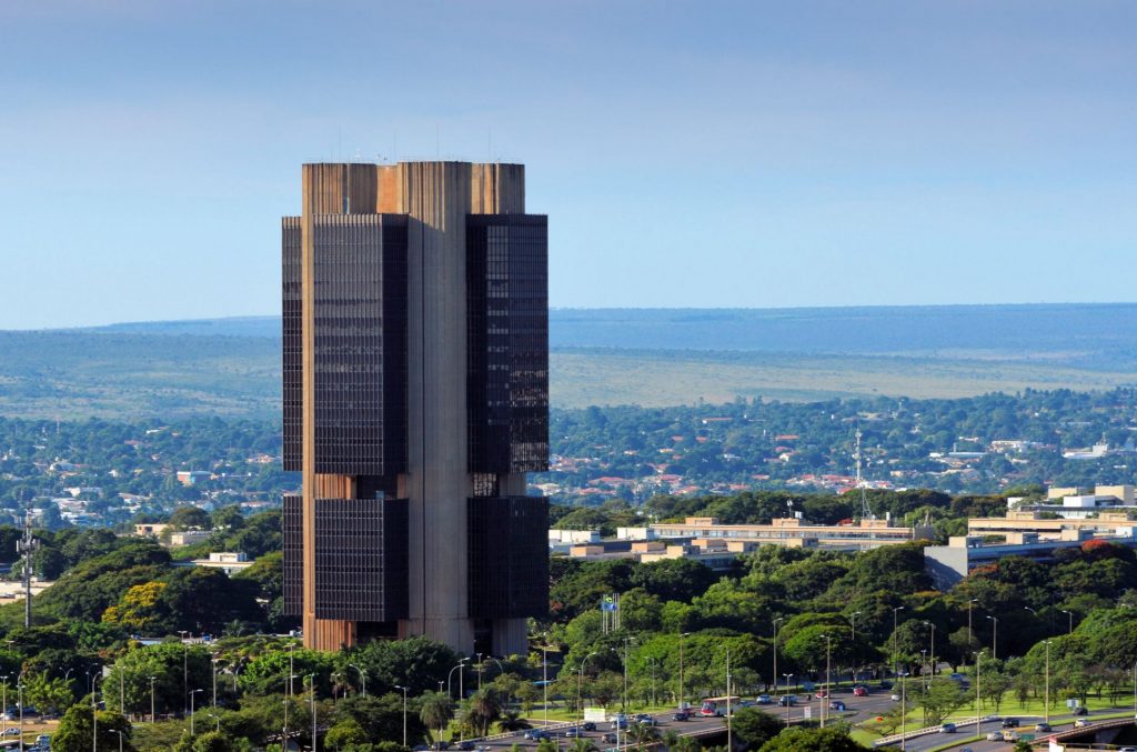 🏦 Selic mantida em 15%: e agora, como ficam os financiamentos imobiliários?